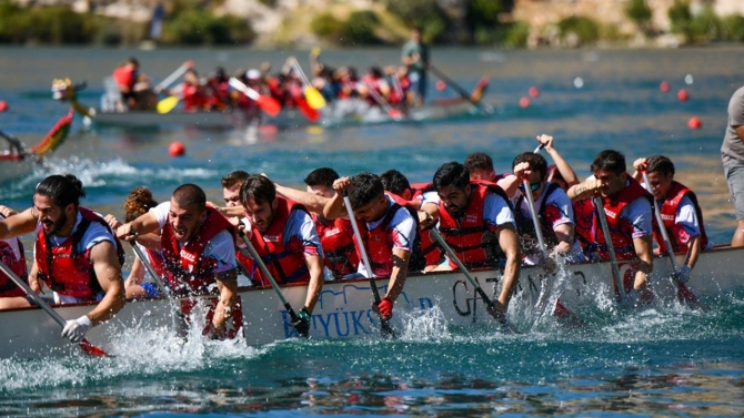 Uluslararası Rumkale Su Sporları Festivali Gaziantep devam ediyor