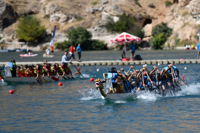 Uluslararası Rumkale Su Sporları Festivali Gaziantep devam ediyor