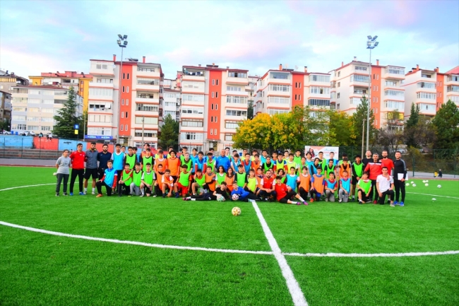 Karabük'te futbol yeteneği olan öğrenciler "Özkaynak" projesiyle keşfediliyor