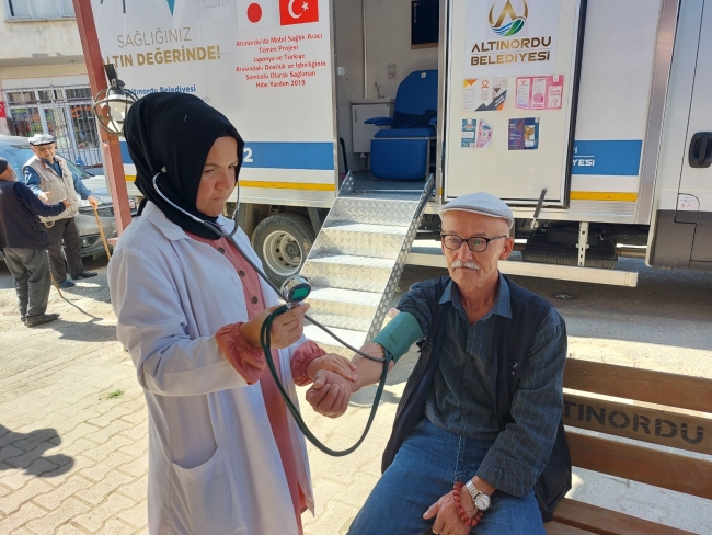 Ordu Altınordu'da vatandaşlara mobil sağlık hizmeti