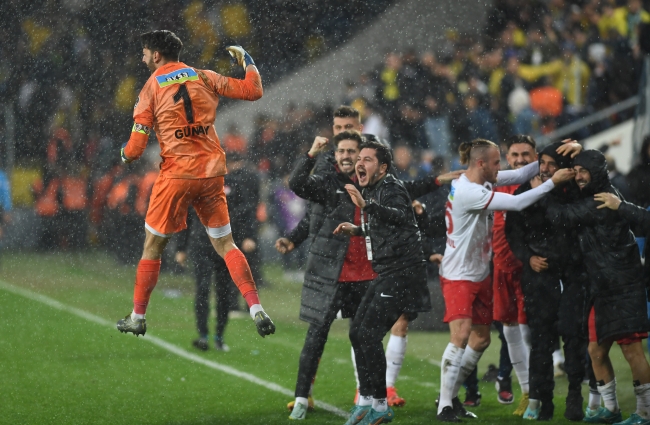 Gaziantep FK Ankara'da sevindi